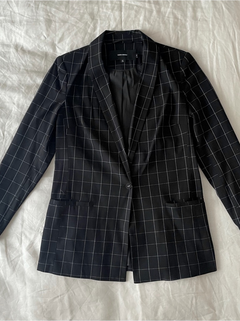 Vero Moda Black Windowpane Pattern Single-Button Blazer